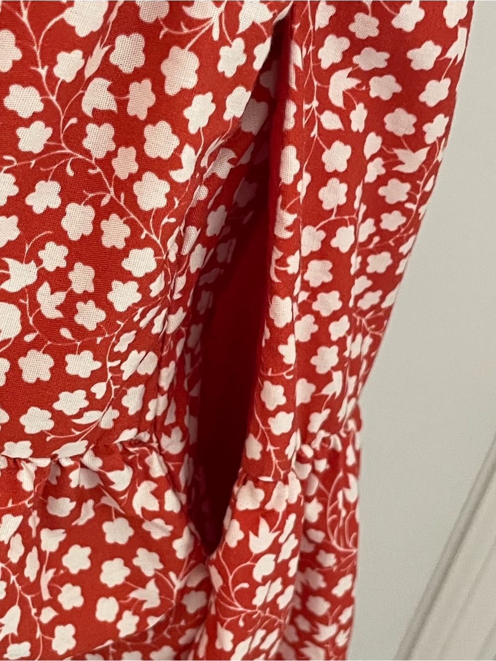 Anthropologie Red Ditsy Midi Dress 1X Plus Sz Floral Smocked Puff Sleeves Pocket - Picture 6 of 15